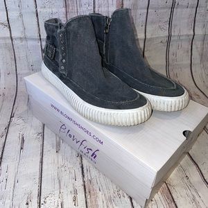 Blowfish Malibu flat blue sneakers